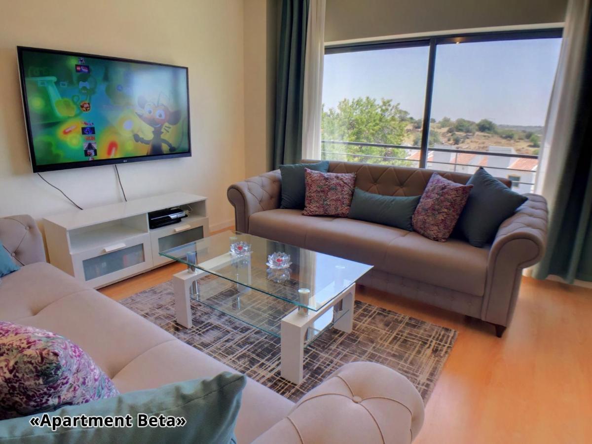 Apartment Beta - 2 Bedrooms, Private Rooftop Patio With Hot Tub, Bbq And View Ferragudo (Faro) Exterior foto